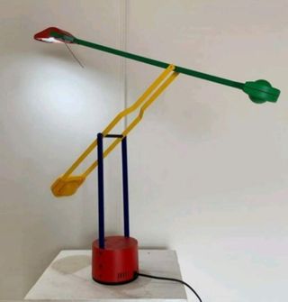 Lampara Memphis diseño años 80