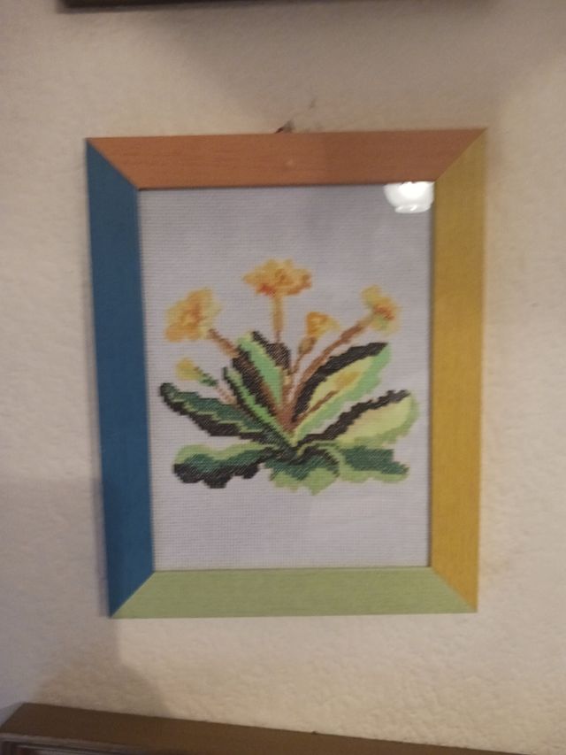 Cuadro Bordado Flores - 22x28cm