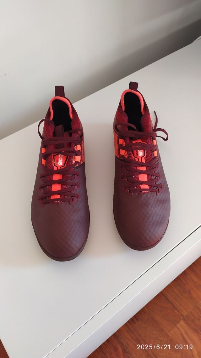 Scarpe Kipsta Agility 900 - Rosso