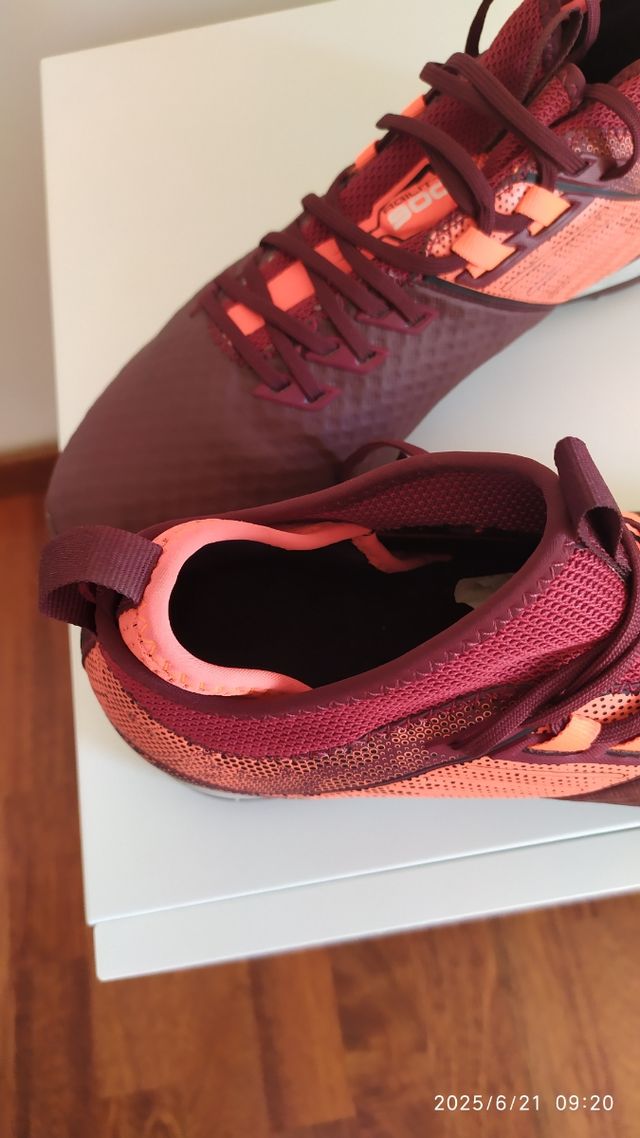 Scarpe Kipsta Agility 900 - Rosso