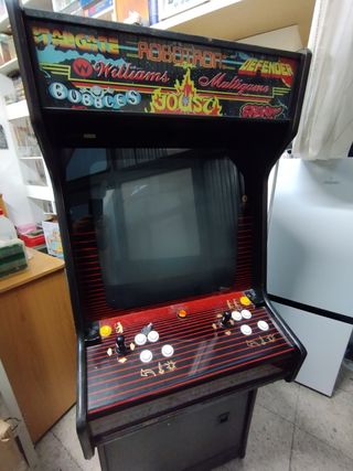 Máquina arcade original con 4 juegos funcionando.