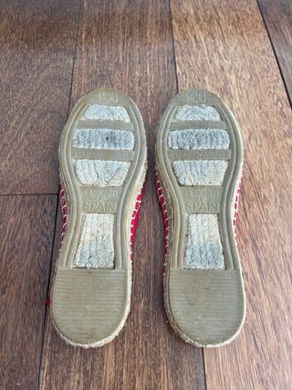 Alpargatas rojas nº 36