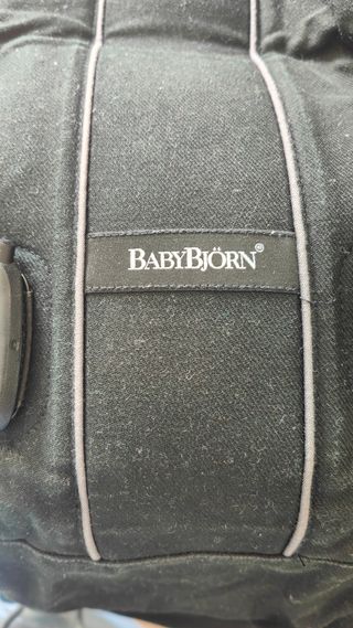 Mochila portabebés BabyBjorn One negra
