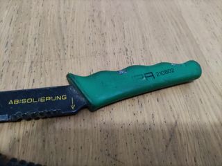 Alicates pelacables - herramienta