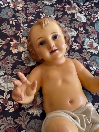 Niño Jesús de Olot 34 cm en perfecto estado.
