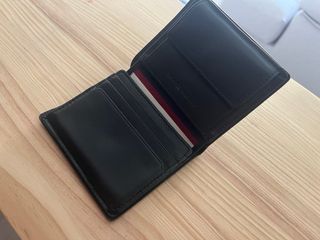 Cartera Tommy Hilfiger negra