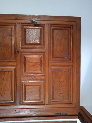 2 Puertas madera maciza clásicas
