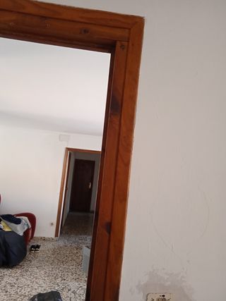 2 Puertas madera maciza clásicas