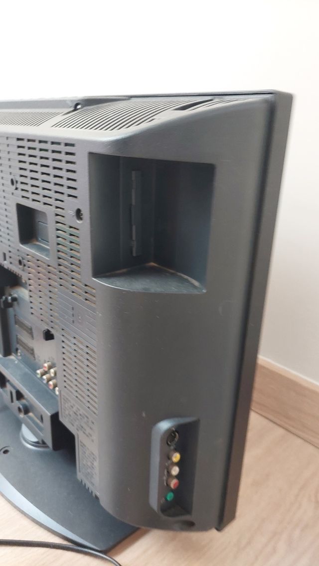 TV Sony Bravia KDL-20S2030