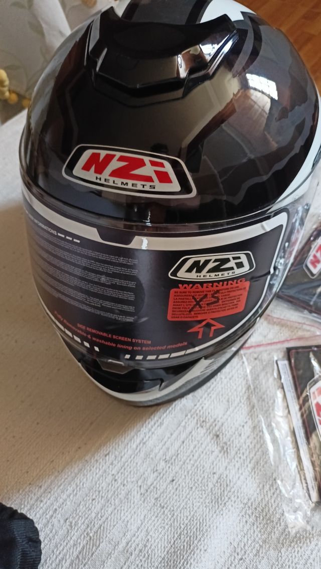 Casco moto Nzi integral nuevo