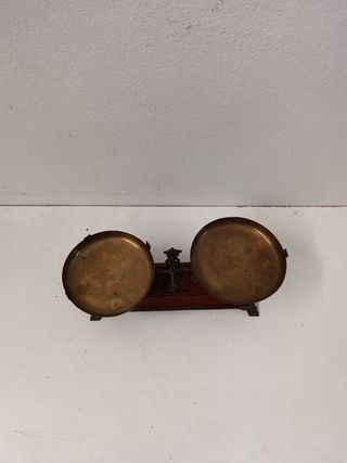 Báscula antigua 2 platos