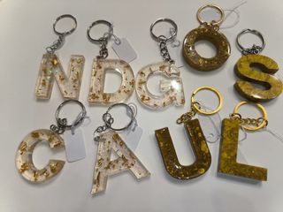 Portachiavi lettera resina glitter