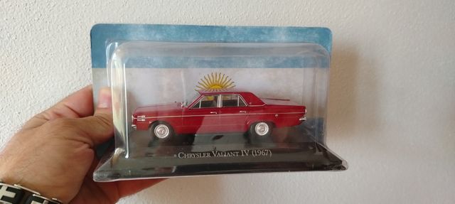 Chrysler Valiant IV 1976 1:43