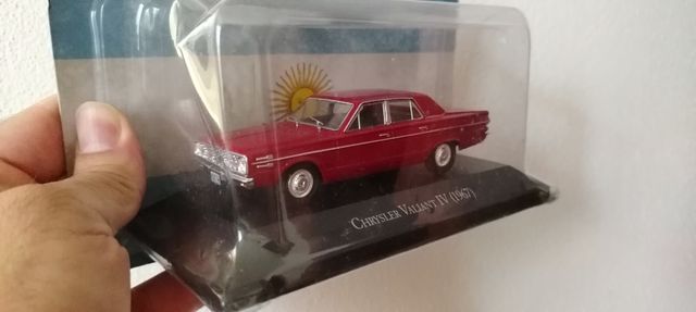 Chrysler Valiant IV 1976 1:43