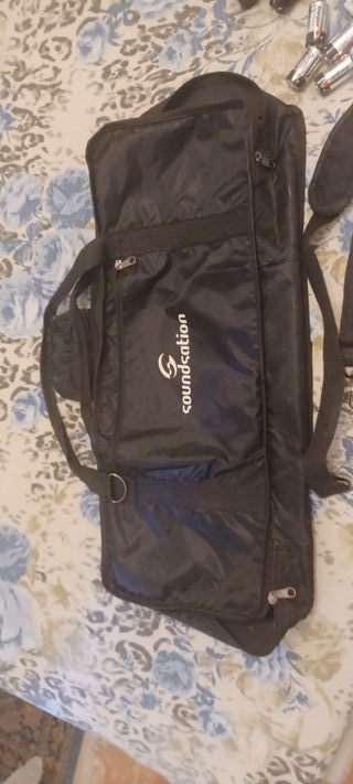 Tastiera musicale Medeli  49 tasti