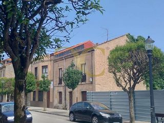 Edificio en venta en Somio en Gijón