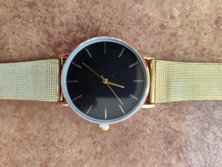 Reloj dorado mujer - metal