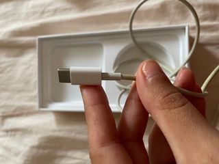 iPhone 12 Gold - Como nuevo