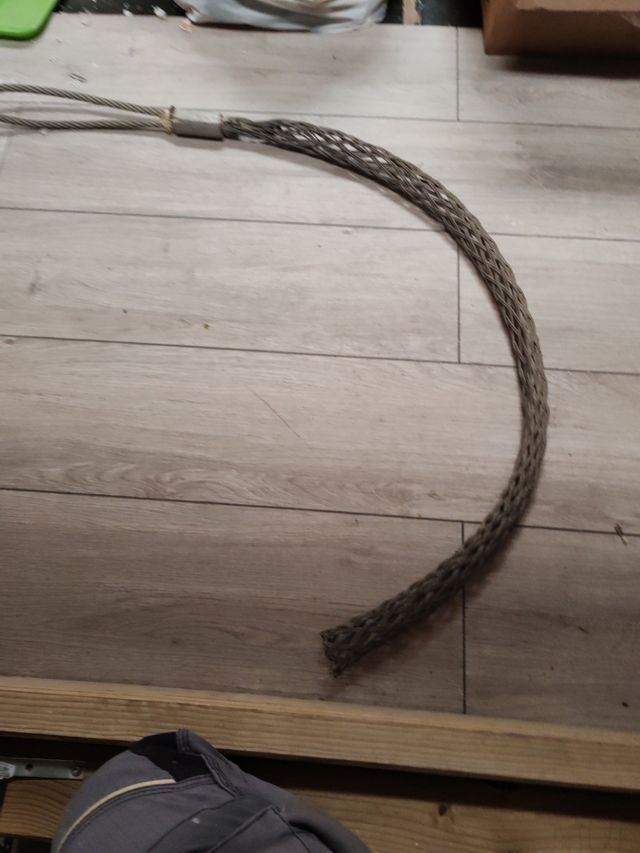 Media de tracción de cables