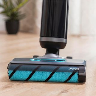 Cecotec FreeGo Wash&Vacuum: fregona eléctrica