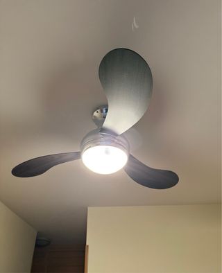 URGE Ventilador techo 3 aspas - Color Vengue/Plata