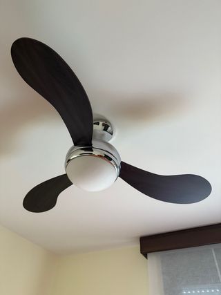 URGE Ventilador techo 3 aspas - Color Vengue/Plata