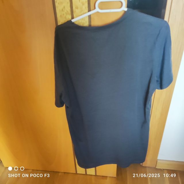 Camiseta negra verano hombre