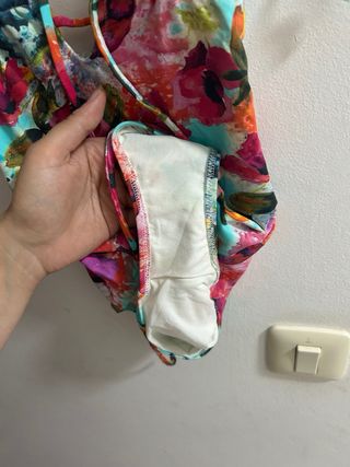 Bañador turquesa estampado flores