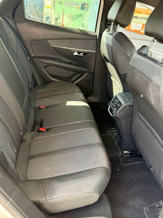 Peugeot 3008 2023