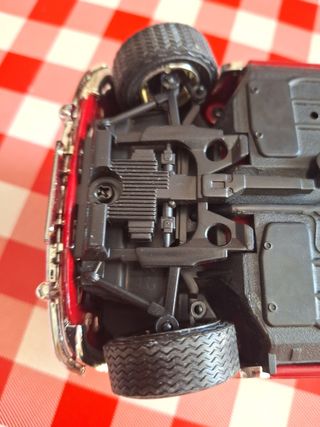 Mini Cooper clásico rojo escala 1:18