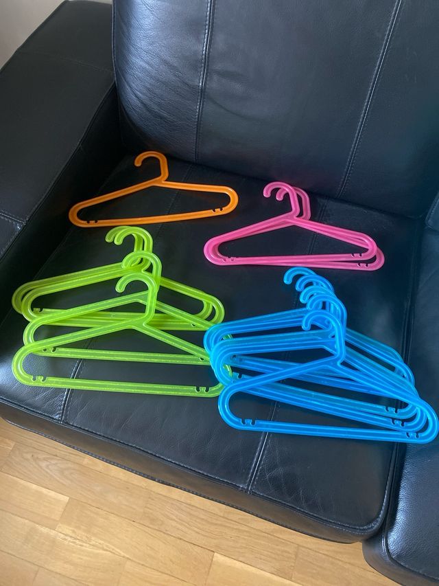 10 Perchas Colores Infantiles Ikea