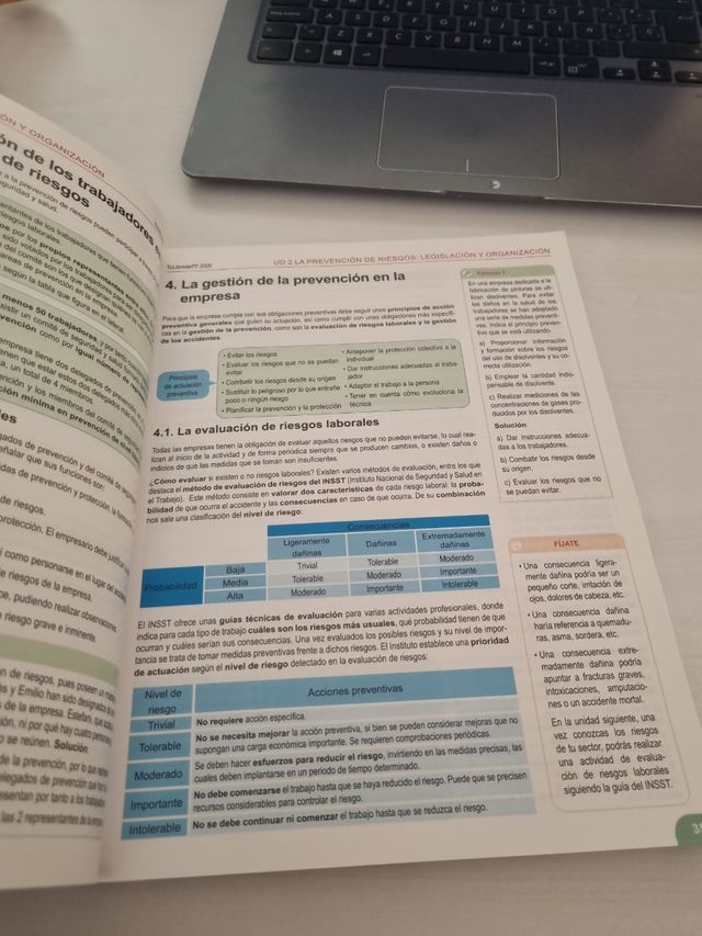 FORMACIÓN Y ORIENRACIÓN LABORAL