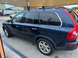 Volvo XC90 2004