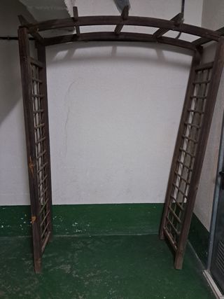 Arco de madera para plantas - 1,6 x 2,2m