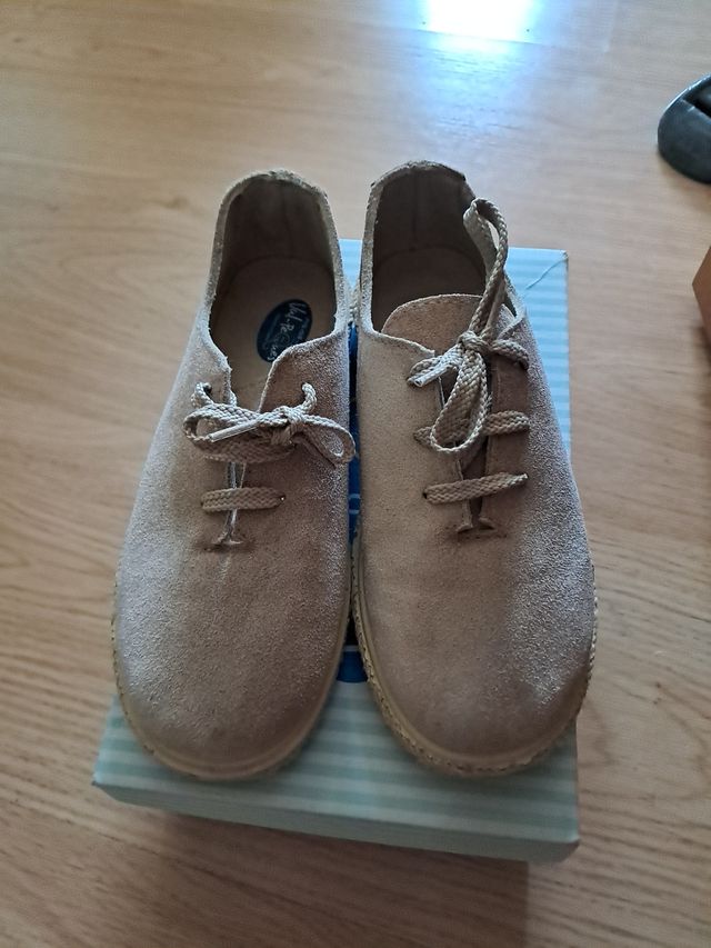 Zapatos serraje beige n.33