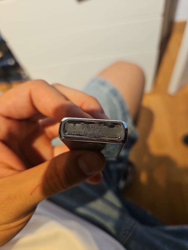 Zippo Slim Venetian Chrome