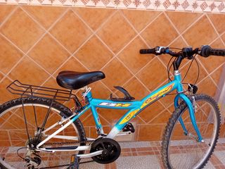 Bicicleta BH con cambios Shimano.