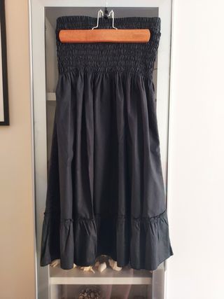 Vestito nero estivo in cotone, senza spalline