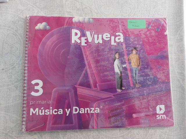 Música y Danza. 3 Primaria. Revuela