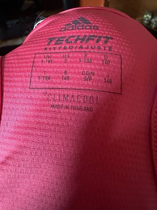 Top Adidas Techfit Rosa -