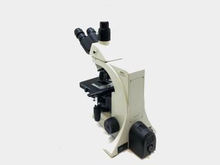 MICROSCOPIO TRIOCULAR BIOLÓGICO BA-400 CON CAMARA.