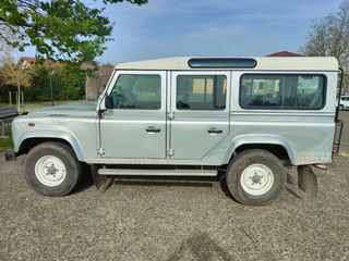 Land Rover Defender 2008