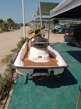Moto de agua  Sea-Doo GTI 2 tiempos año 2000