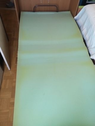Cama plegable para caravana 90x 190 en muy buen es