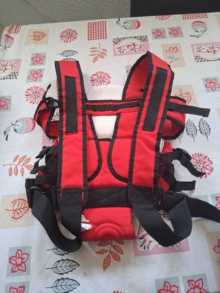 Portabebés Chicco rojo