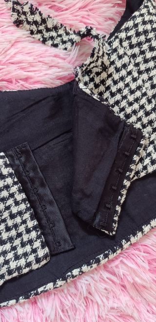 Top corto Zara blanco y negro S