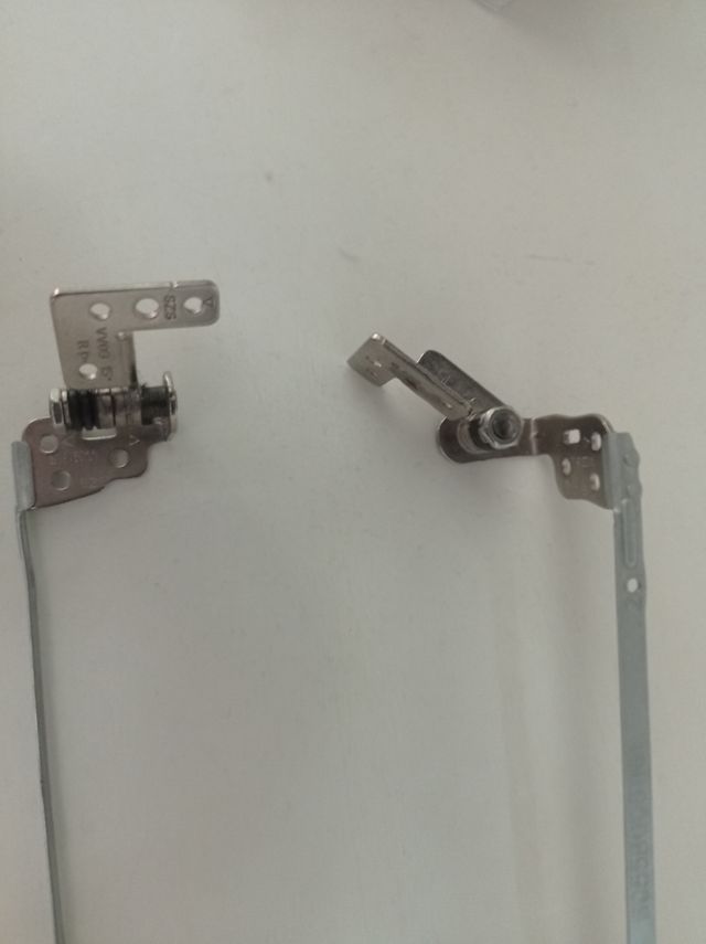 Bisagras para portátil
