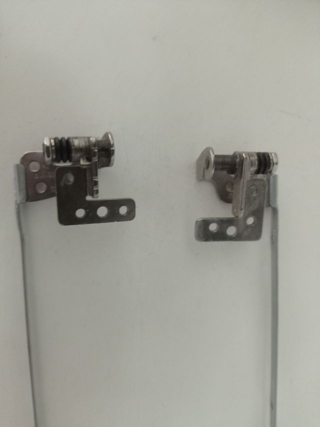 Bisagras para portátil