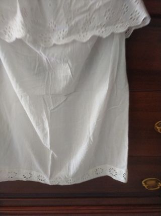 Vestito bianco senza spalline