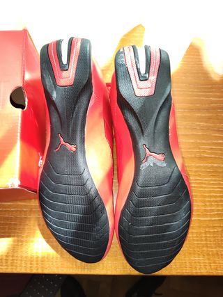 Zapatillas Puma Ferrari rojas talla 44